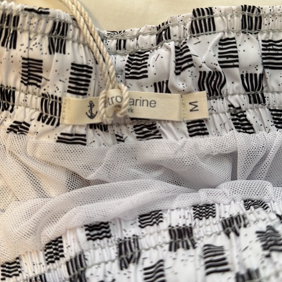 Men’s swimsuit - Picture 3 of 4